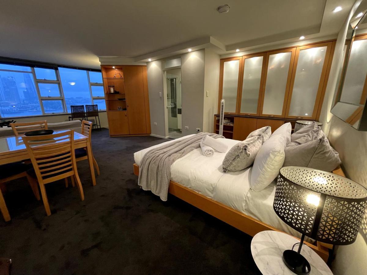 Kozyguru Mcmahons Point Amazing Water View + Free Parking Nmp002 * Sydney